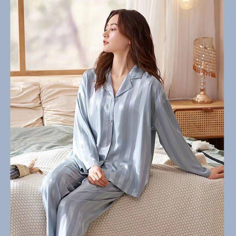 Flair - Luxurious Pajama