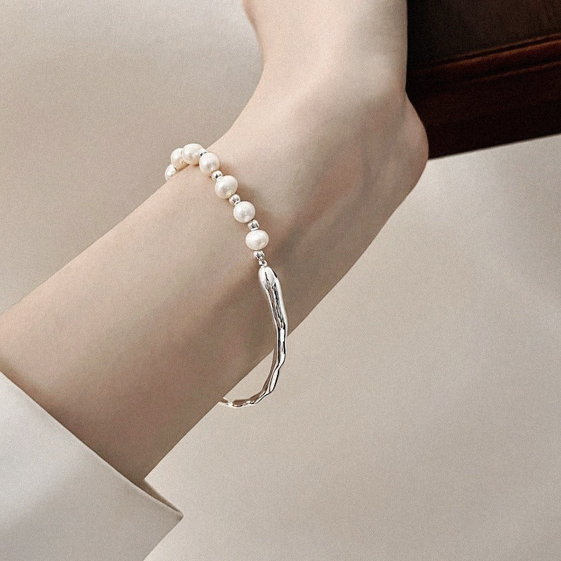 Rigid Bracelet with Pearls | Mother-of-Pearl