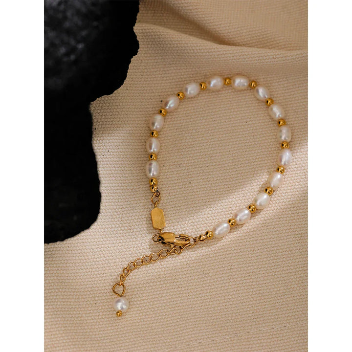 Bracelet with Pearls | Origins