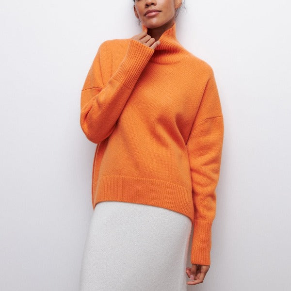 Avery™ - Pullover with High Collar