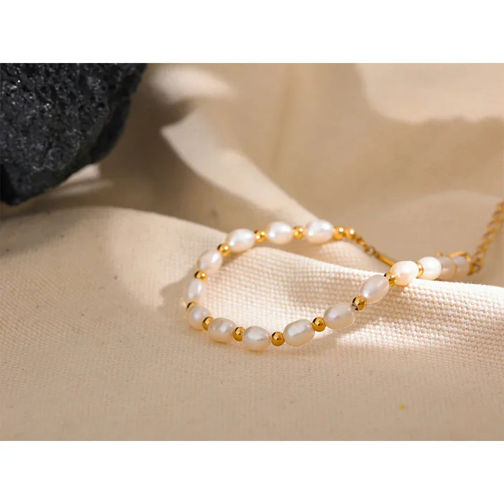 Bracelet with Pearls | Origins