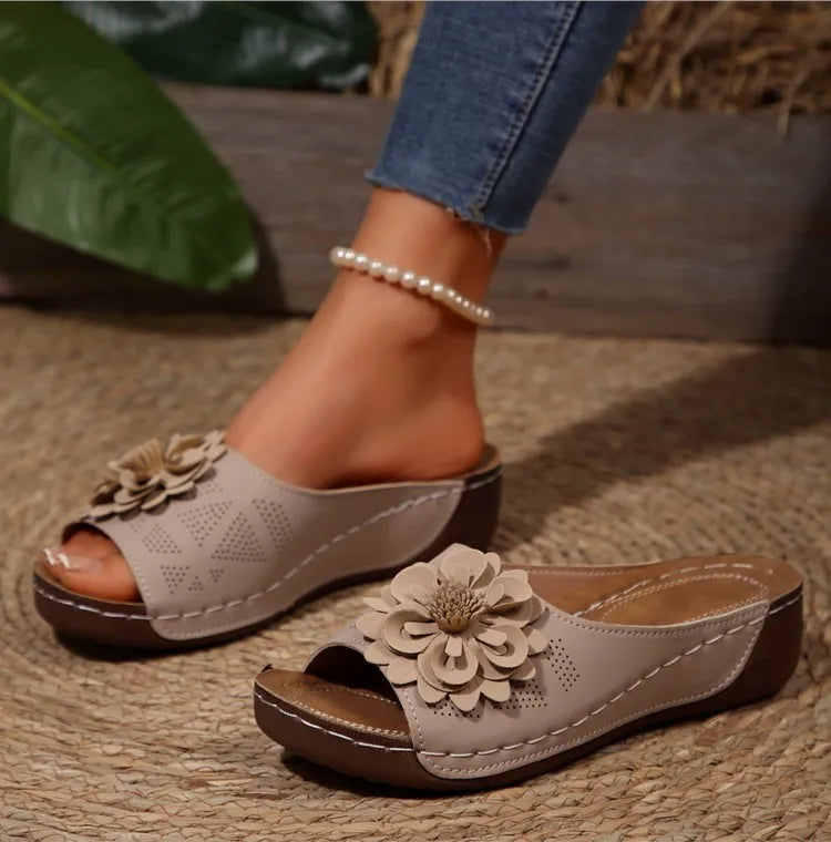 Elarie Sandals