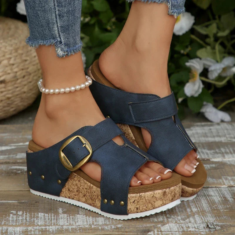 Revina Slides with Buckle