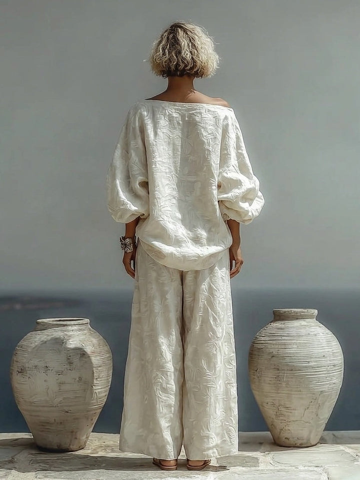 Off-white Textured Top And Wide-leg Pants Two-piece Set