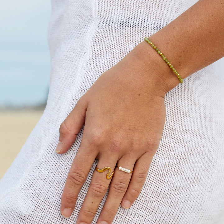 Graceful Freshwater Pearl Ring