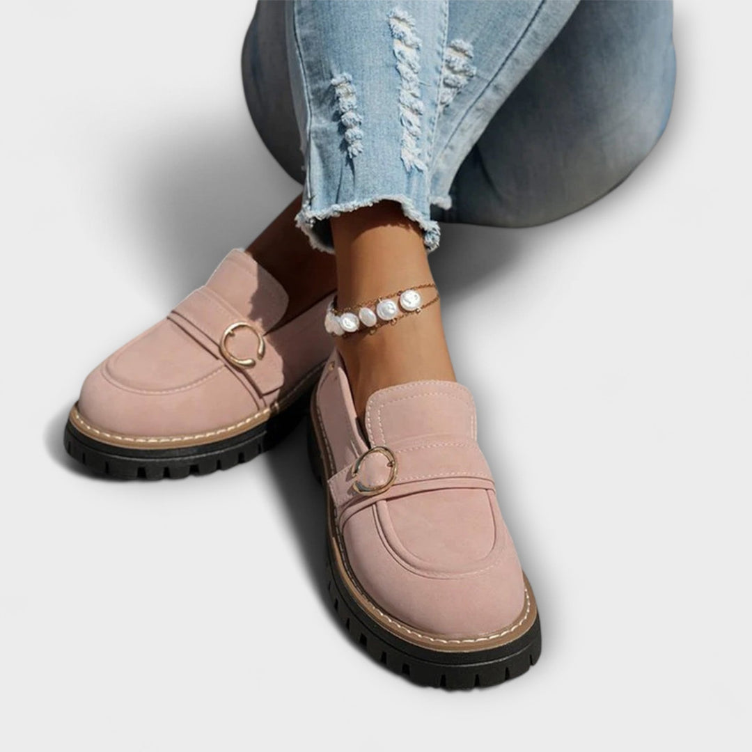 Lora – Casual loafers with a round toe