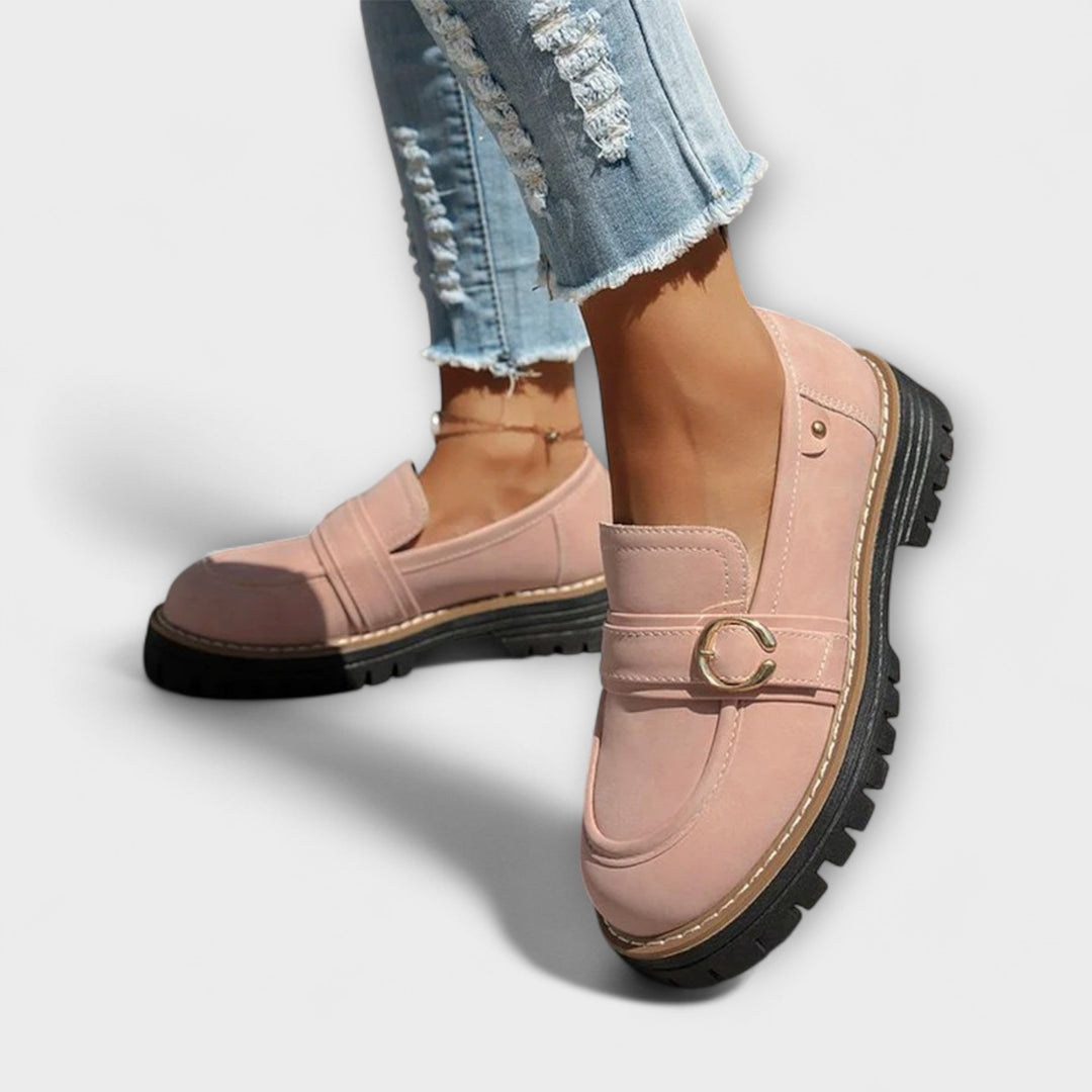 Lora – Casual loafers with a round toe