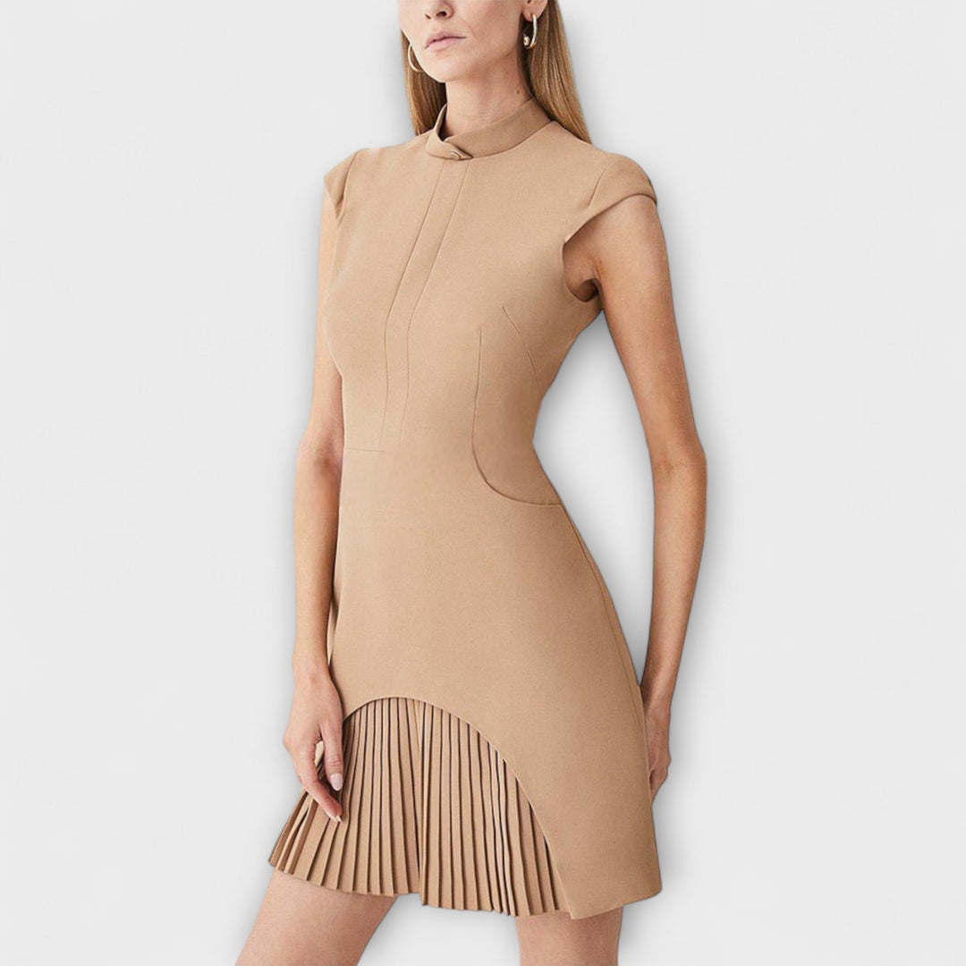 Elowen – Mini Dress in Military-Inspired Patchwork