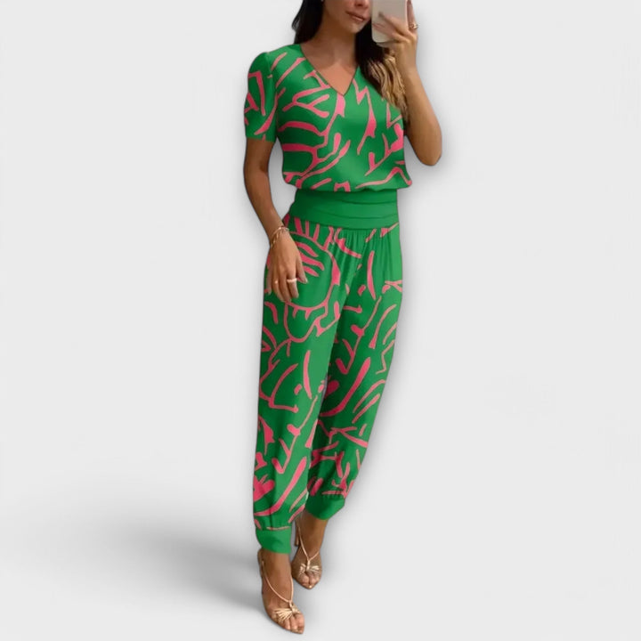 Irmelin – Elegant Set with Blouse and Pants