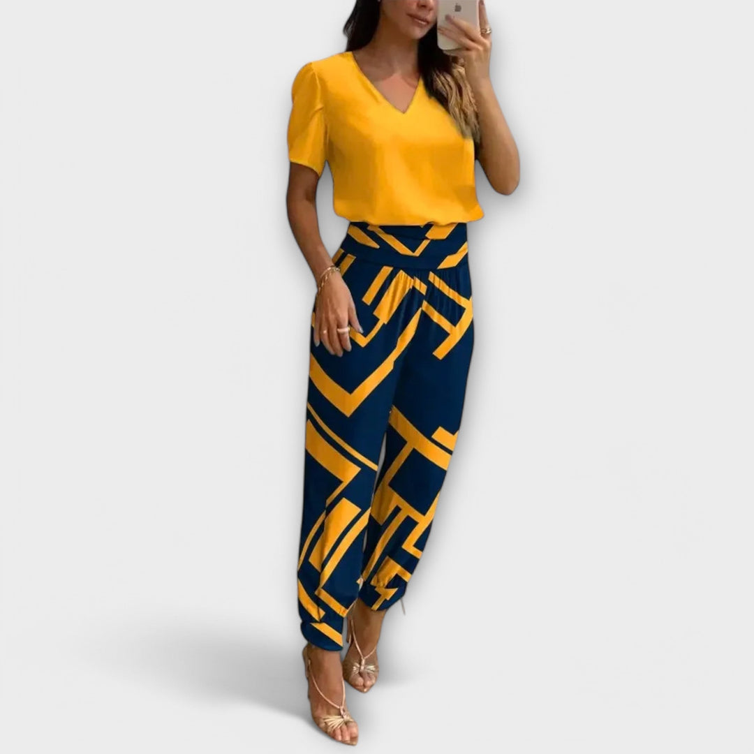 Irmelin – Elegant Set with Blouse and Pants