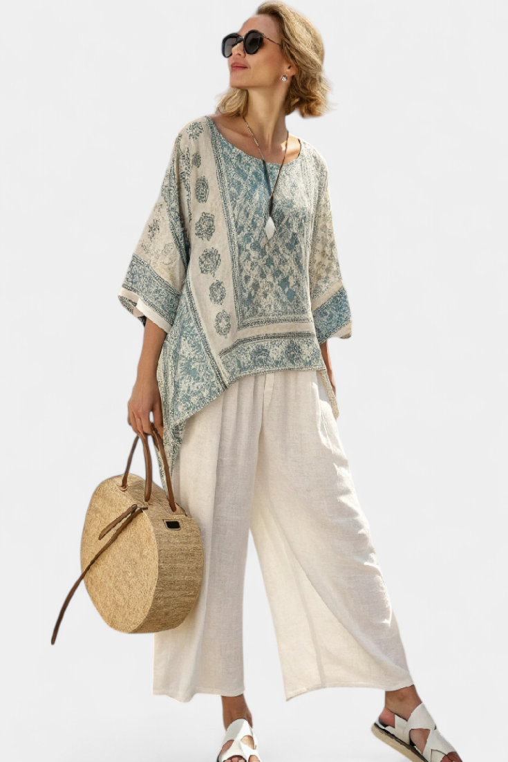 Quinley | Comfortable Printed Blouse & White Wide-Leg Pants